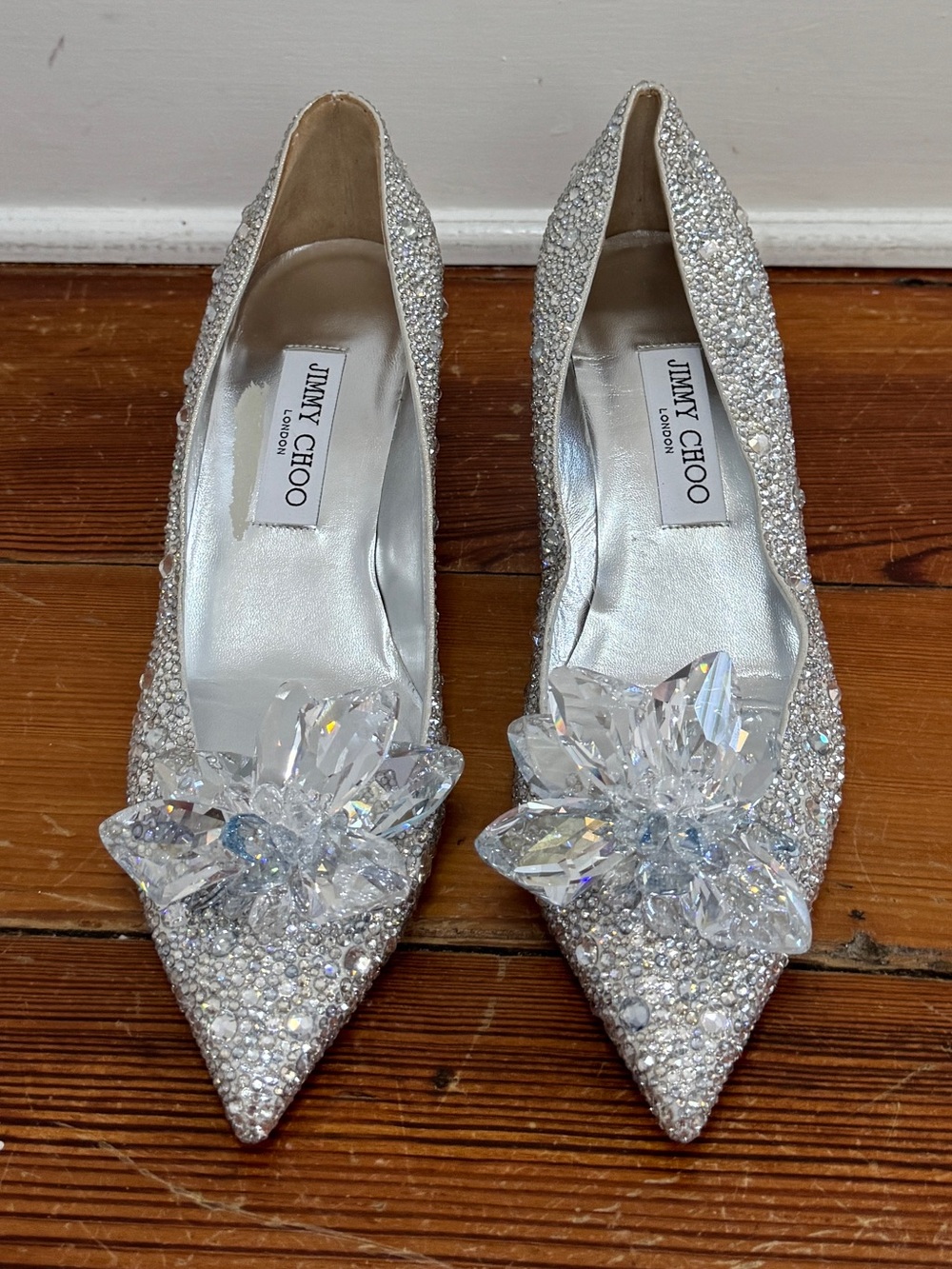Jimmy Choo "Cinderella" Allure Crystal Covered Pointy Toe Pumps Heels 9 / 39 - Picture 2 of 15